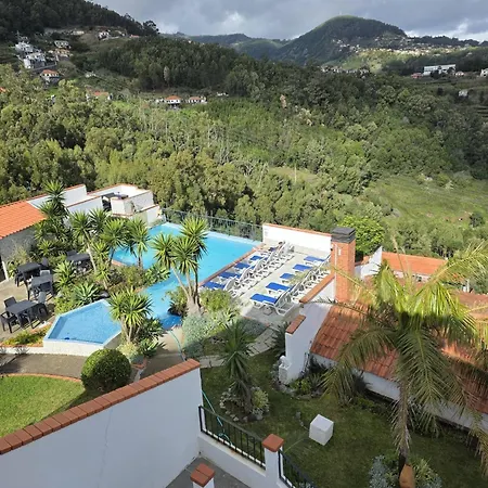 Ocean Heated Pool&jacuzzi View Gray * Santa Cruz (Madeira)